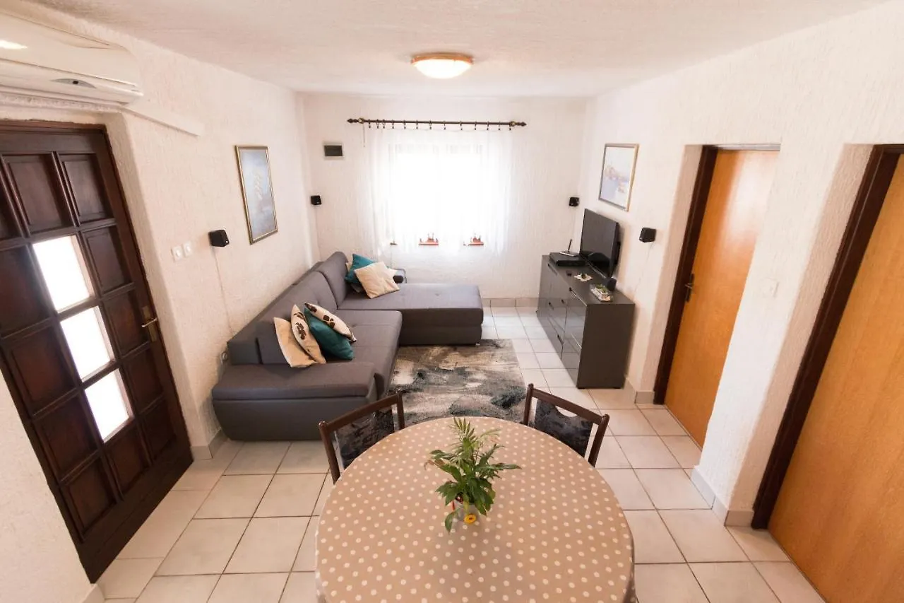 Holiday House Tara Villa Vir Croatia