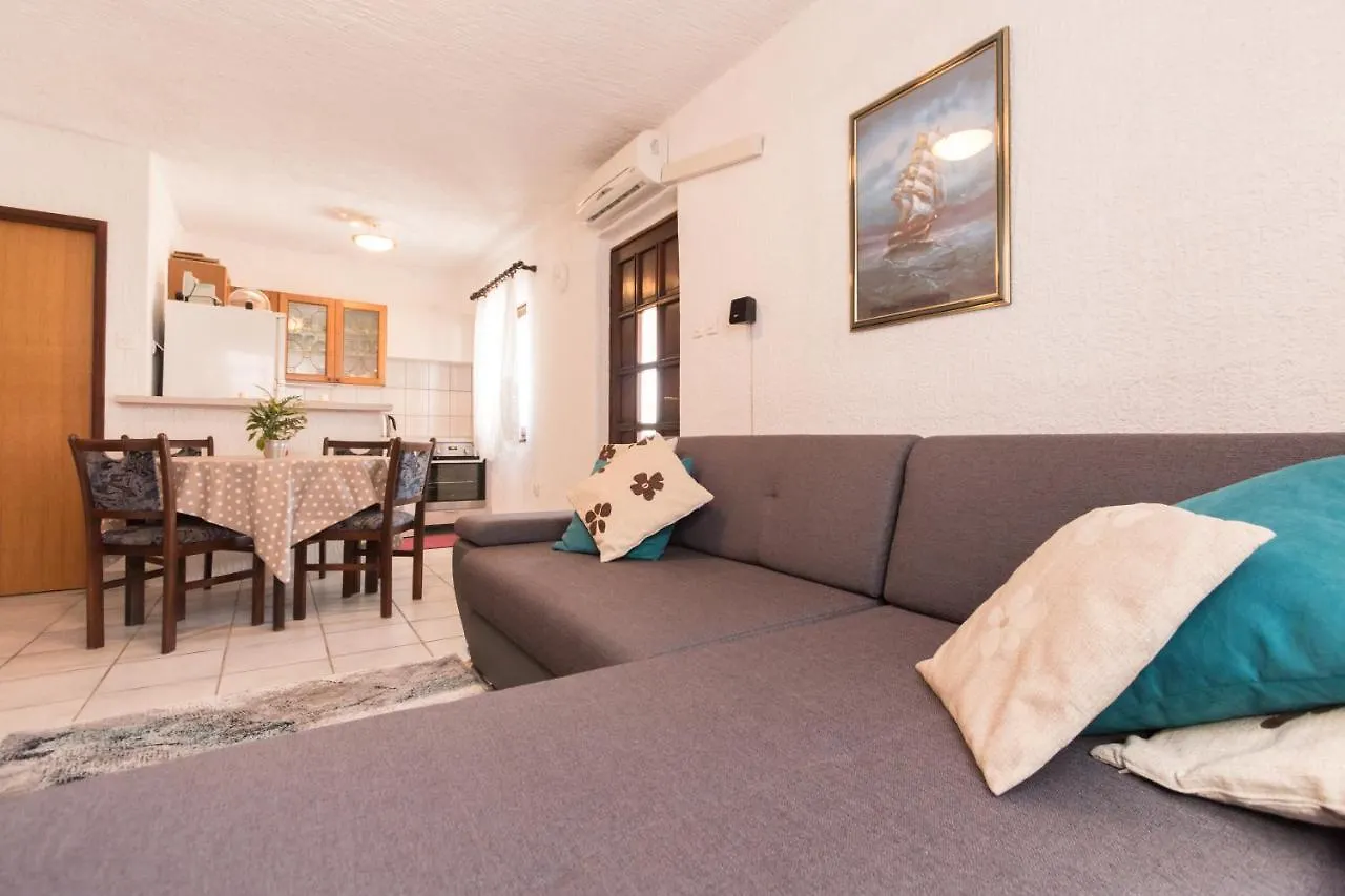 Holiday home Holiday House Tara Villa Vir Croatia