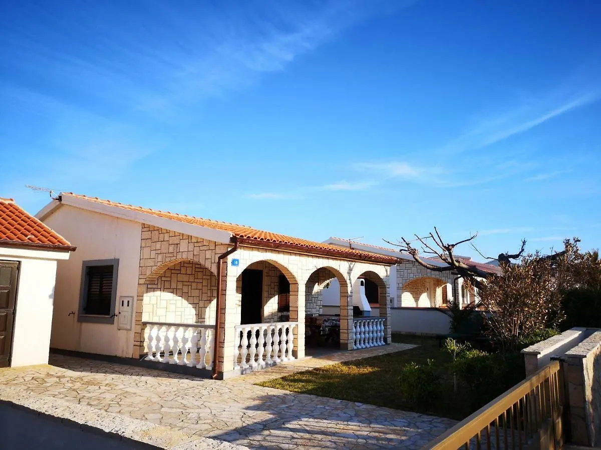 Holiday home Holiday House Tara Villa Vir